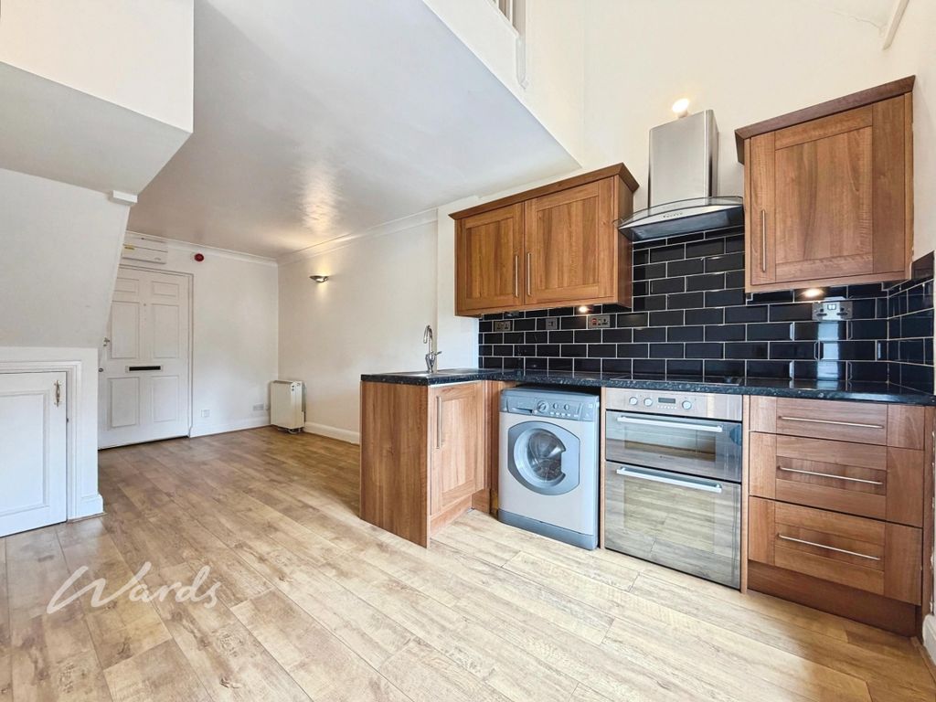 Property photo 2 of 7 Kitchen