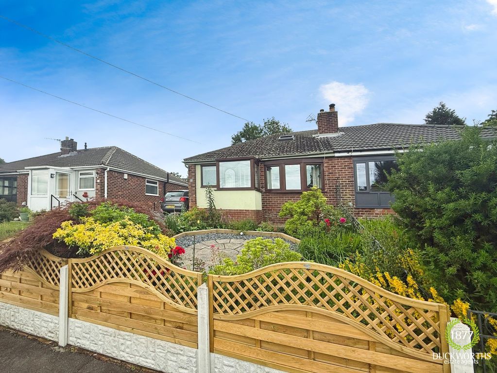 Property photo 1 of 32