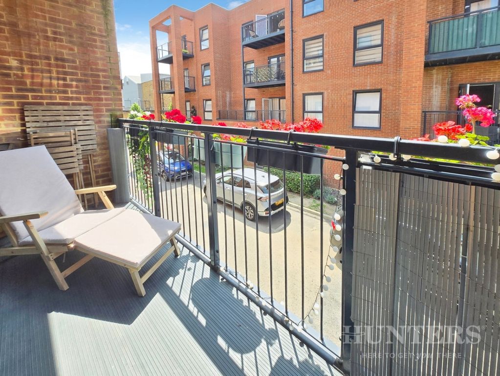 Property photo 2 of 17 Pbox-Img.Jpg