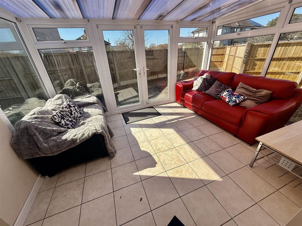 Property photo 2 of 16 Img_5384.Jpeg