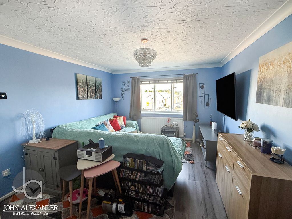 Property photo 3 of 16 Img_8158