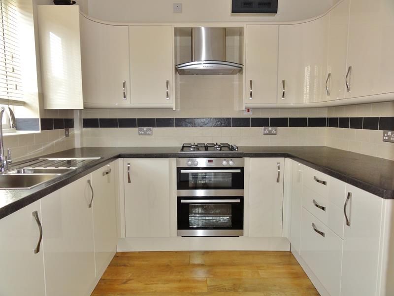 Property photo 2 of 5 Photo