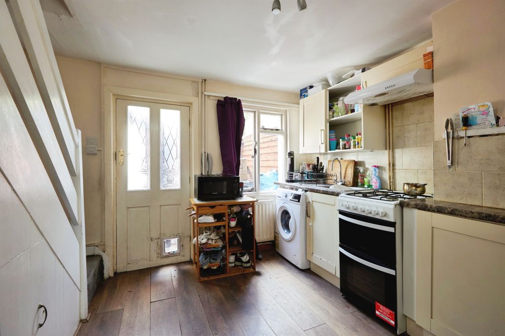 Property photo 3 of 14