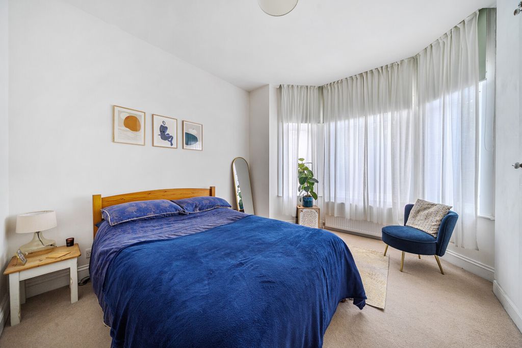 Property photo 3 of 13 1522420-11-6Aabb0...
