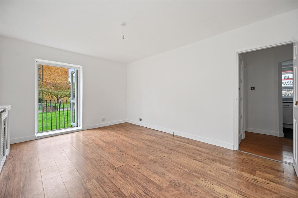 Property photo 1 of 11 Rcar- Kelmscott Gardens10.Jpg