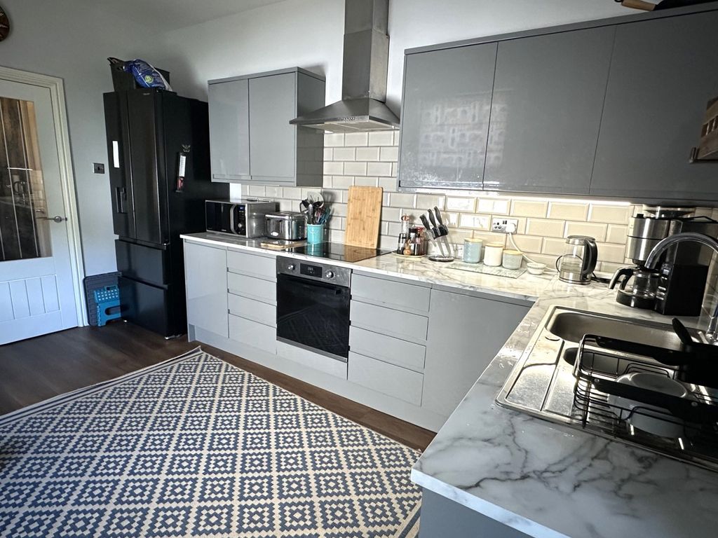 Property photo 3 of 17 Not Specified