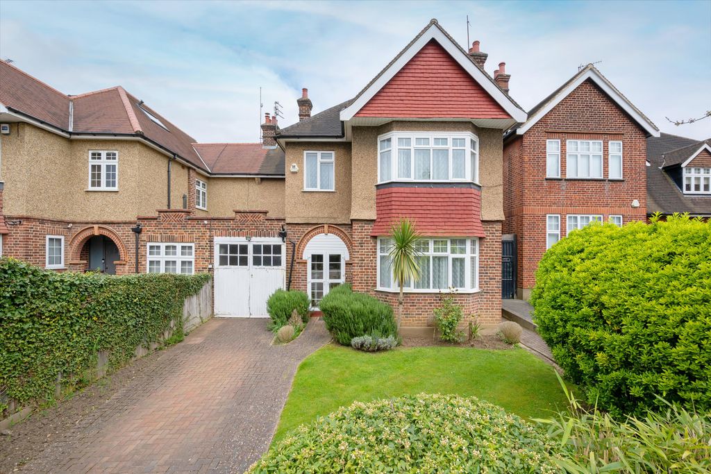 Property photo 1 of 17 Image