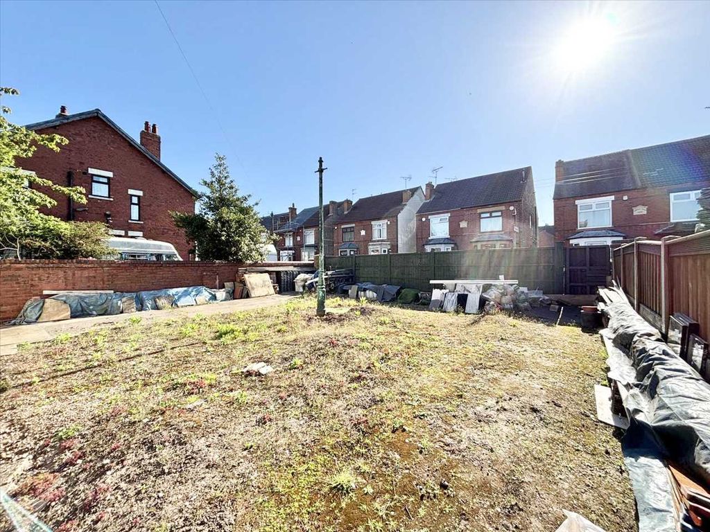 Property photo 3 of 11