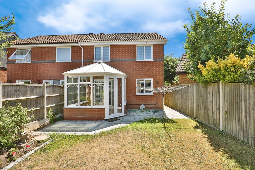 Property photo 2 of 17
