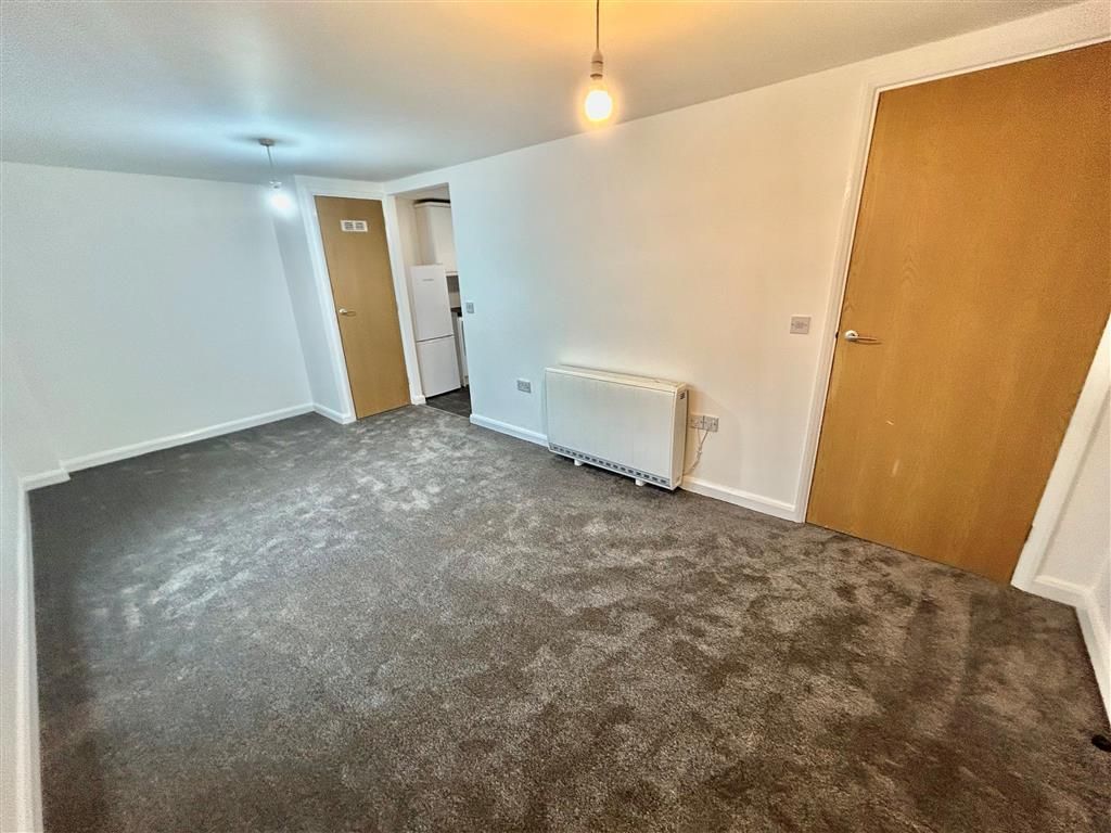 Property photo 2 of 7 Image