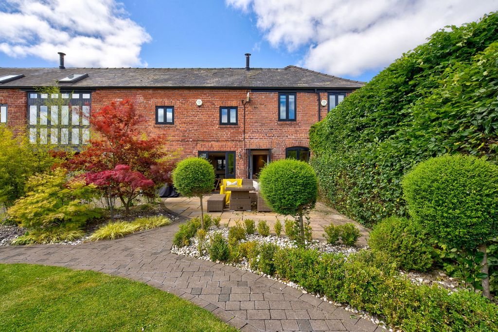 Property photo 1 of 39