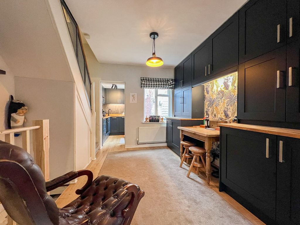 Property photo 3 of 10 Img_9641