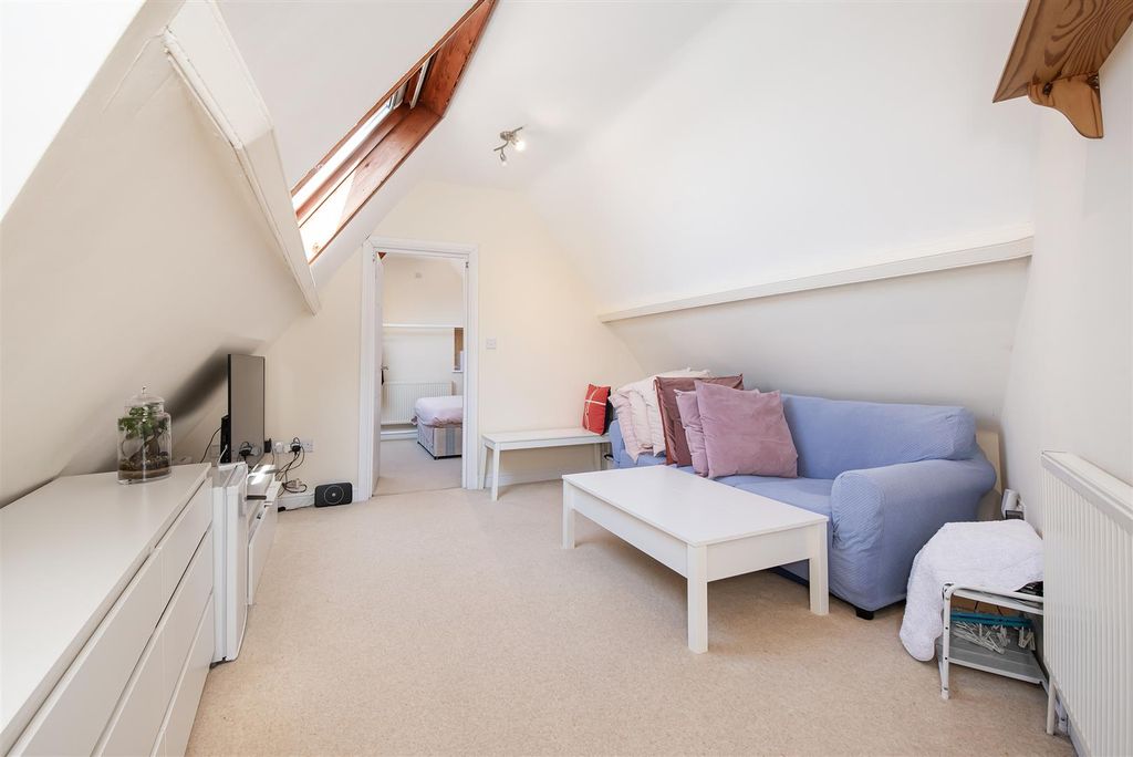 Property photo 3 of 17 Helliwell &amp; Co.