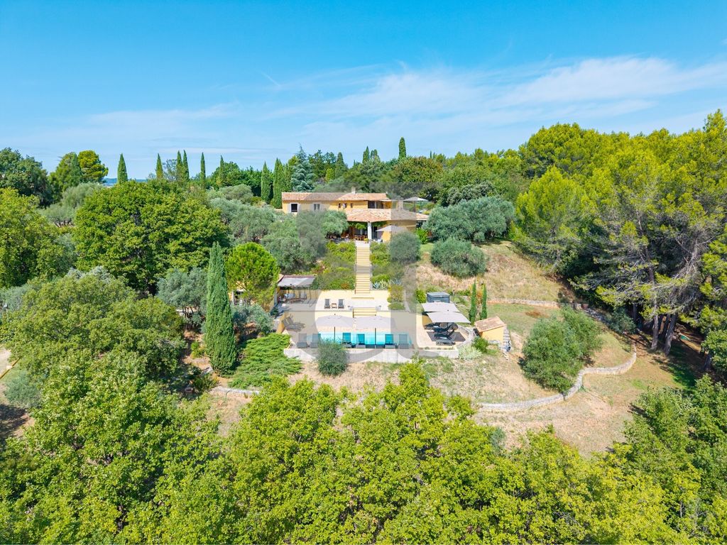 Property photo 1 of 26