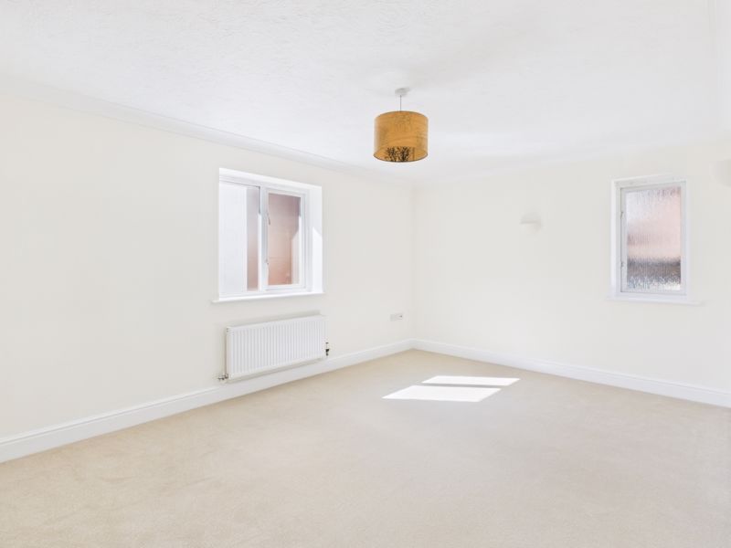 Property photo 3 of 10 Living Room