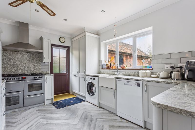 Property photo 2 of 24 Photo 19