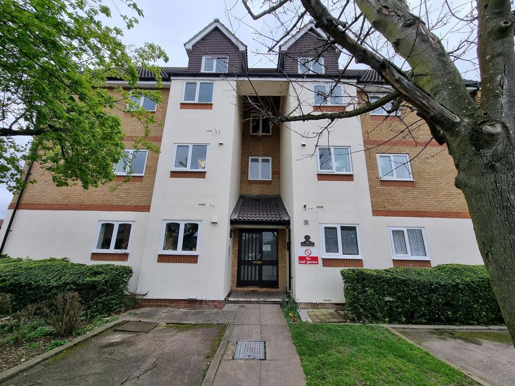 Property photo 1 of 11