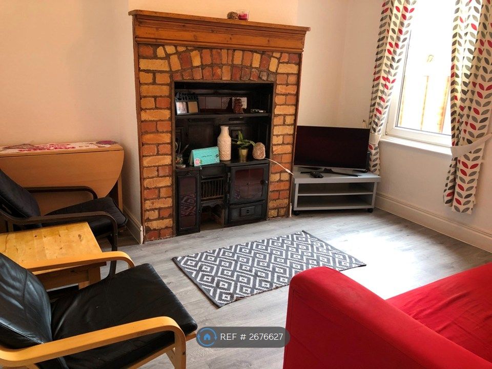 Property photo 2 of 9