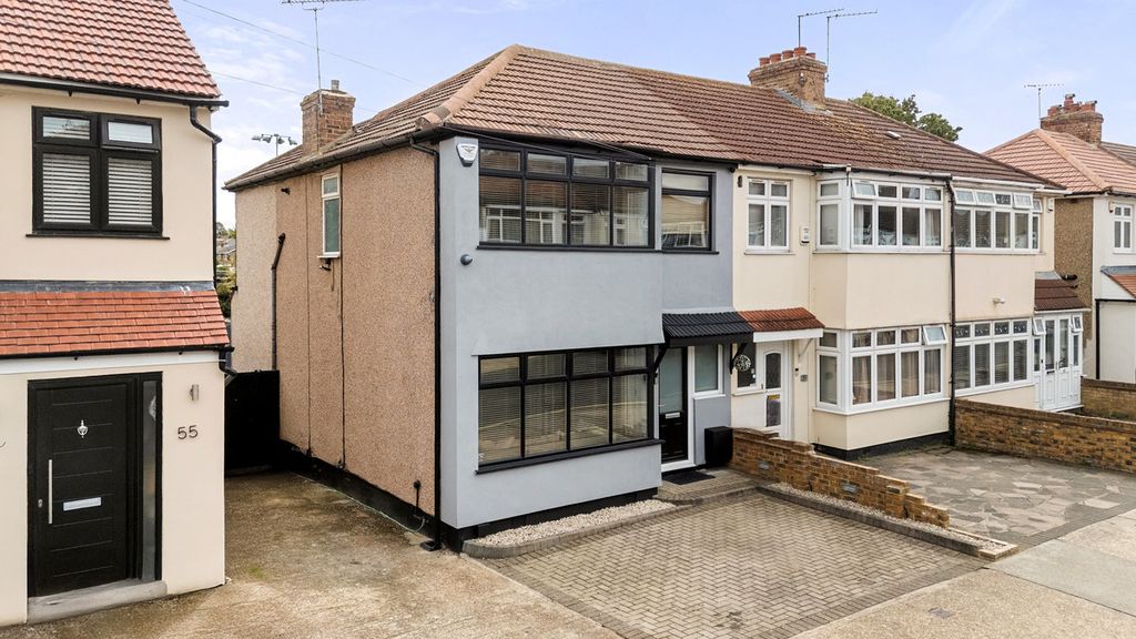Property photo 1 of 21