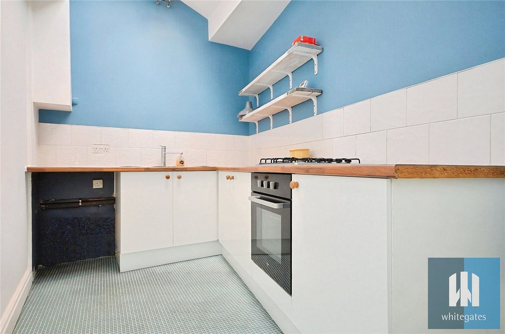 Property photo 2 of 12 Picture No. 23