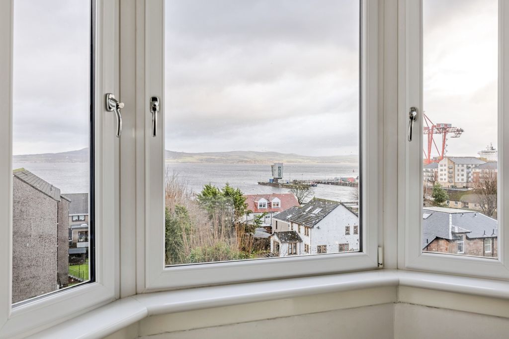 Additional image 7 of 3 bed flat for saleBrougham Street, Greenock PA16