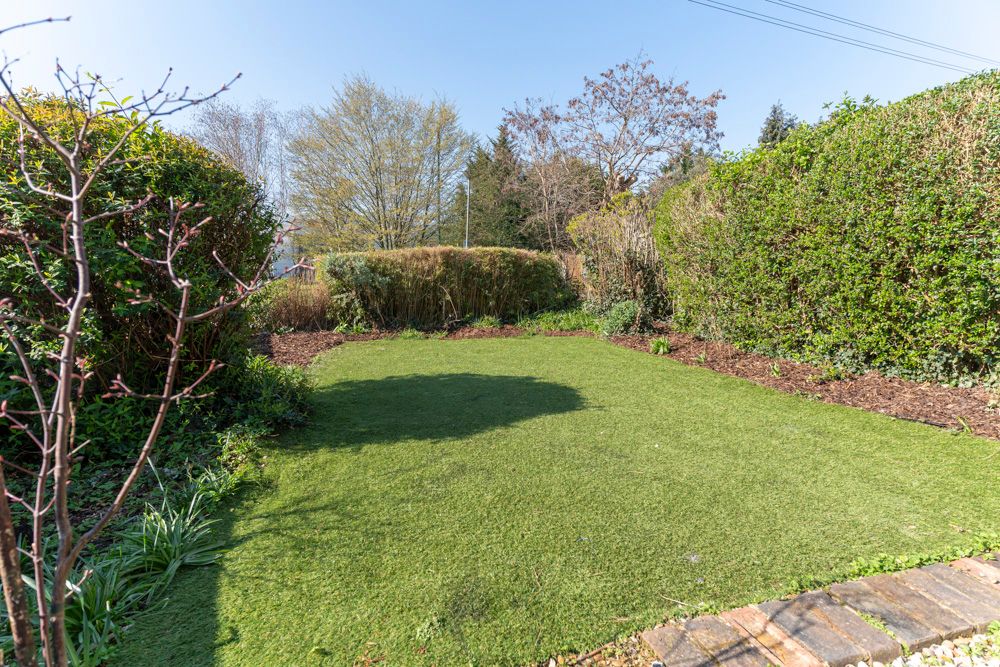 Property photo 2 of 24