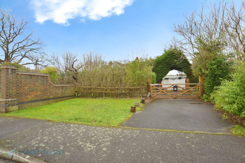 Property photo 1 of 11 3Bf26776-Front 20Shot 204