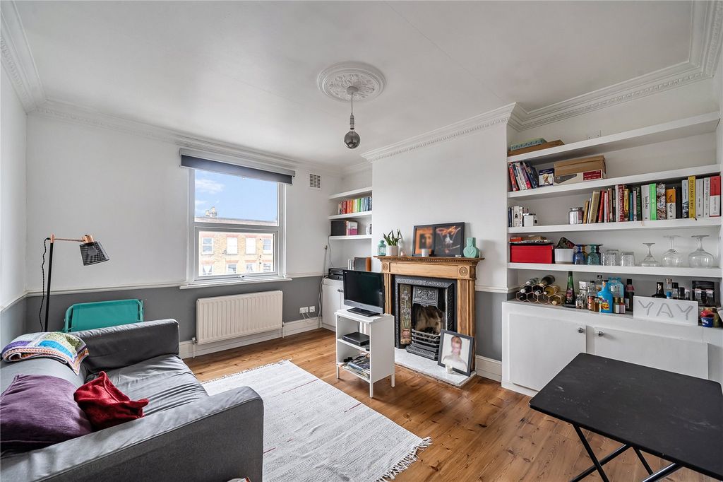 Property photo 2 of 11 Picture No. 14