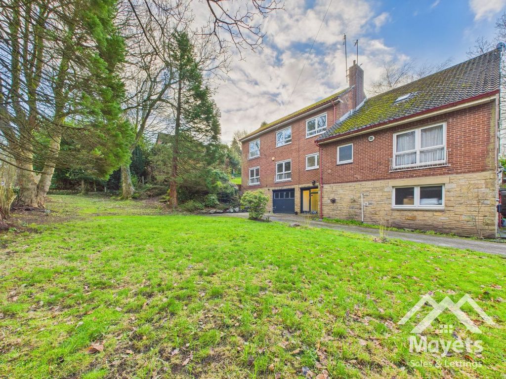 Property photo 3 of 31