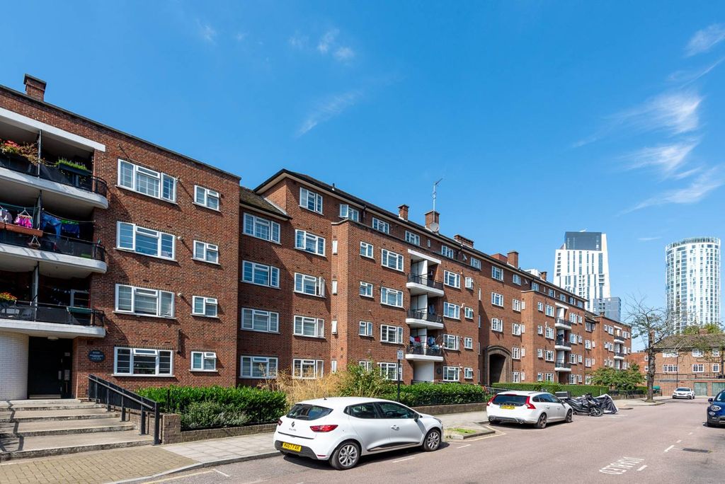 Property photo 2 of 6