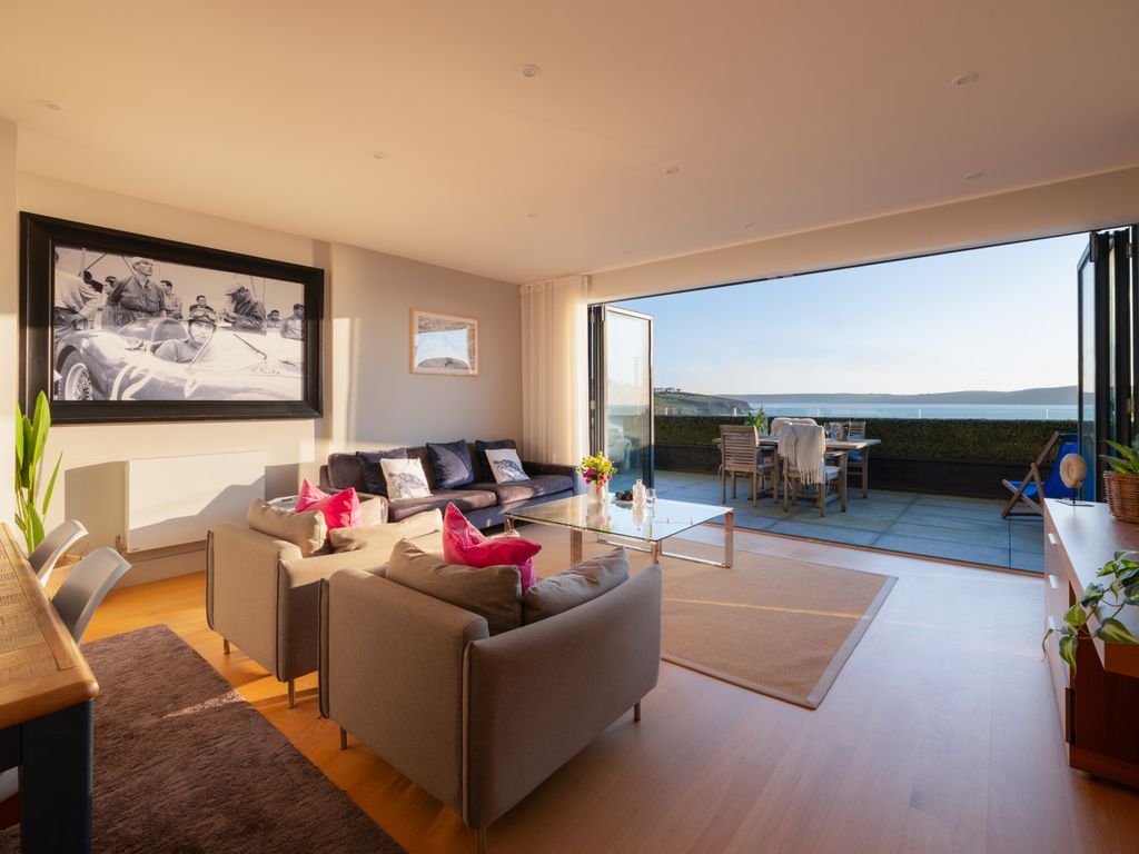 Property photo 1 of 19 Penhale