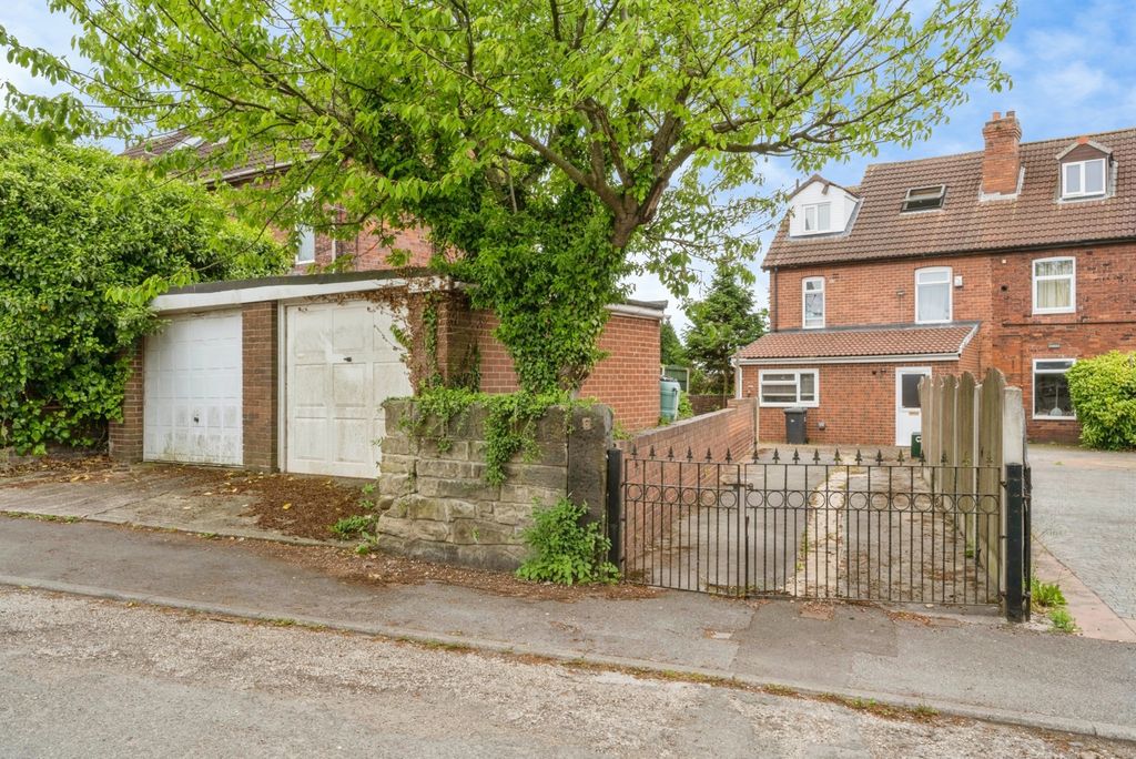 Property photo 2 of 20 Pbox-Img.Jpg