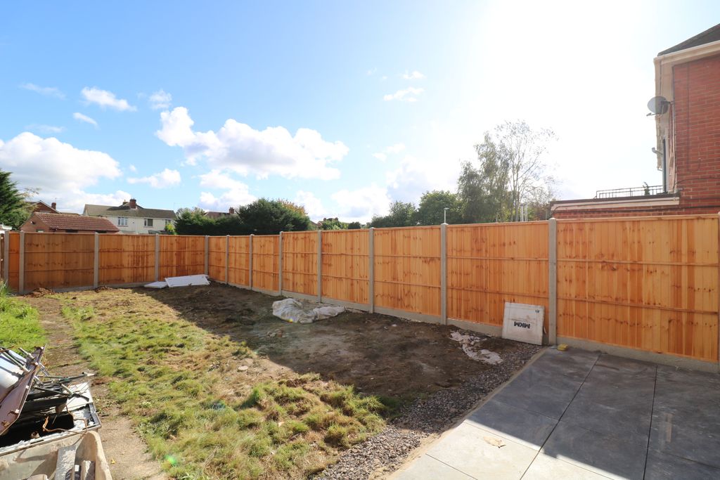 Property photo 2 of 2