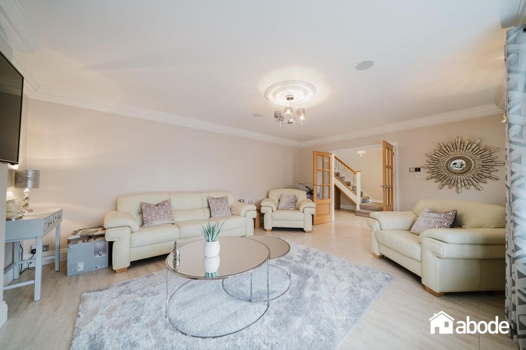 Property photo 3 of 36 Dsc09507-Hdr.Jpg