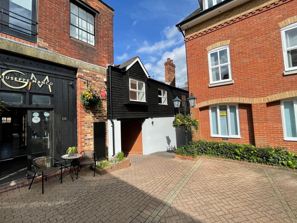 Property photo 2 of 10 Picture No. 12