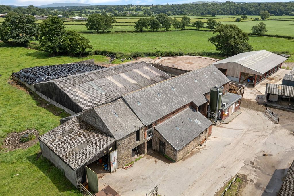 Property photo 2 of 21 Picture No. 66