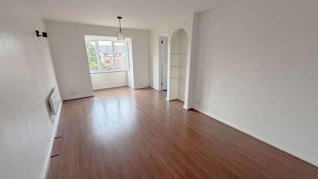 Property photo 2 of 19 Not Specified