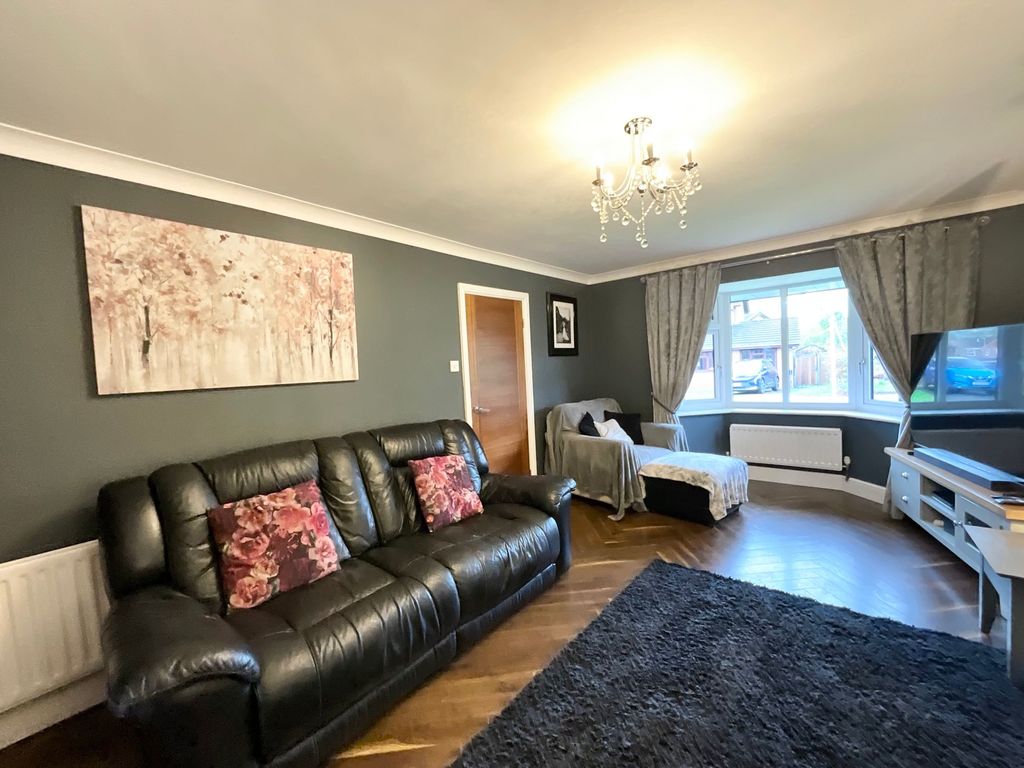 Property photo 2 of 37