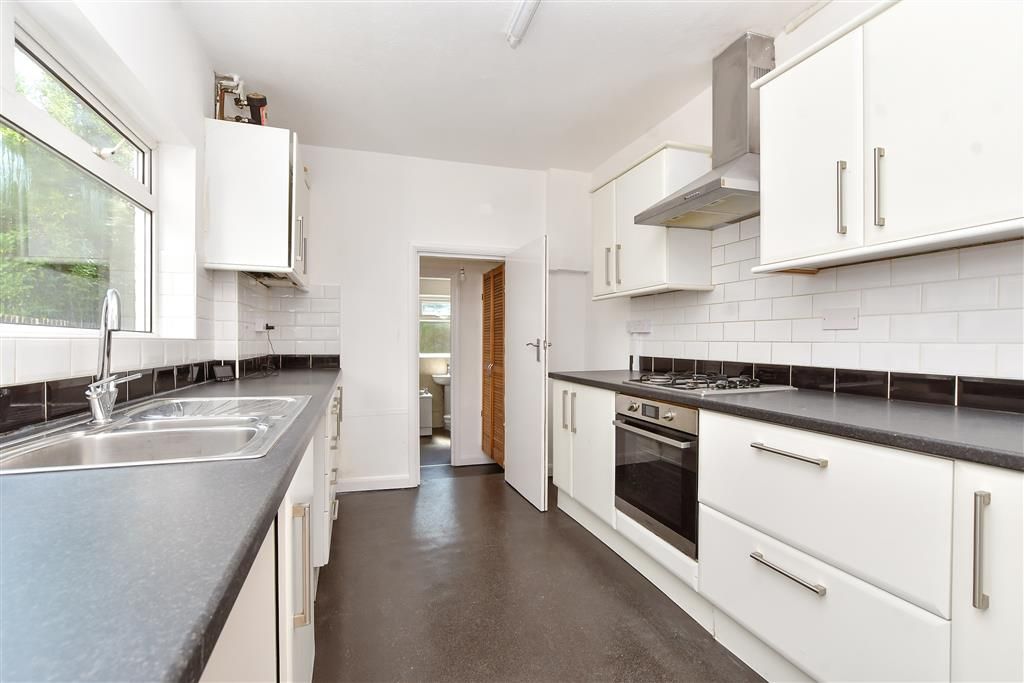 Property photo 1 of 16 Kitchen