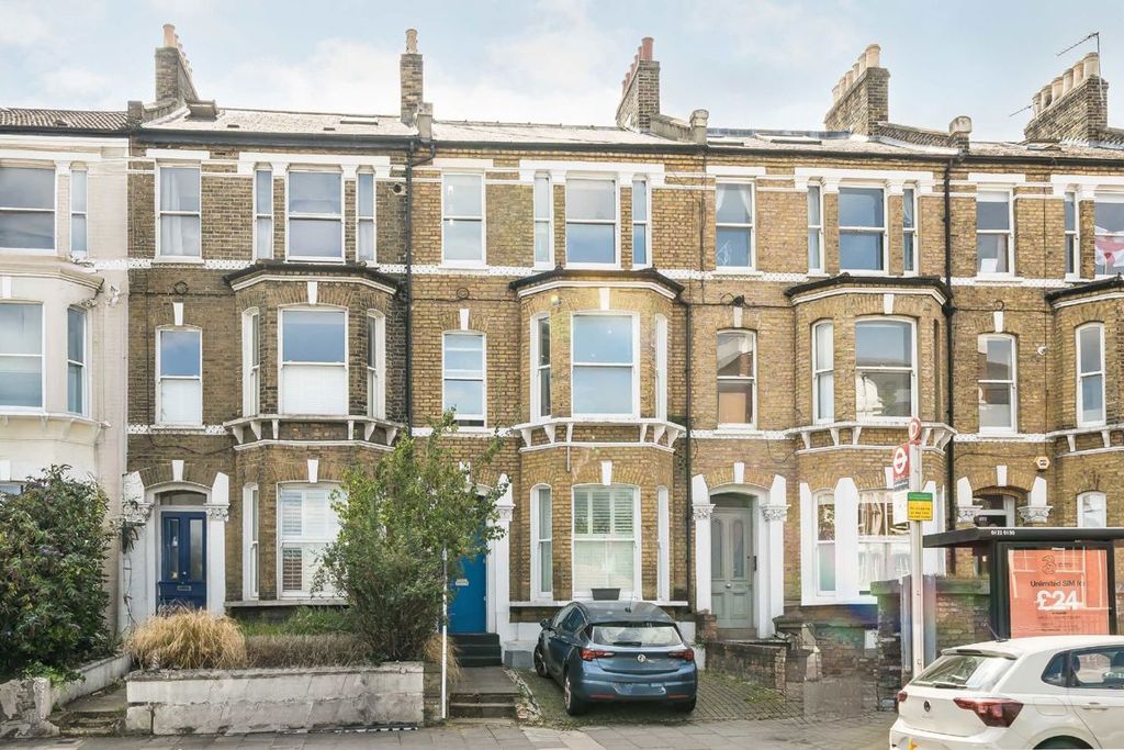 Property photo 1 of 7