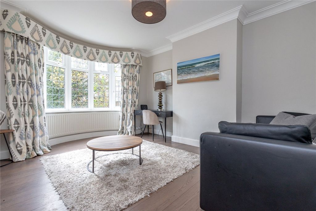 Property photo 3 of 22 Picture No. 10