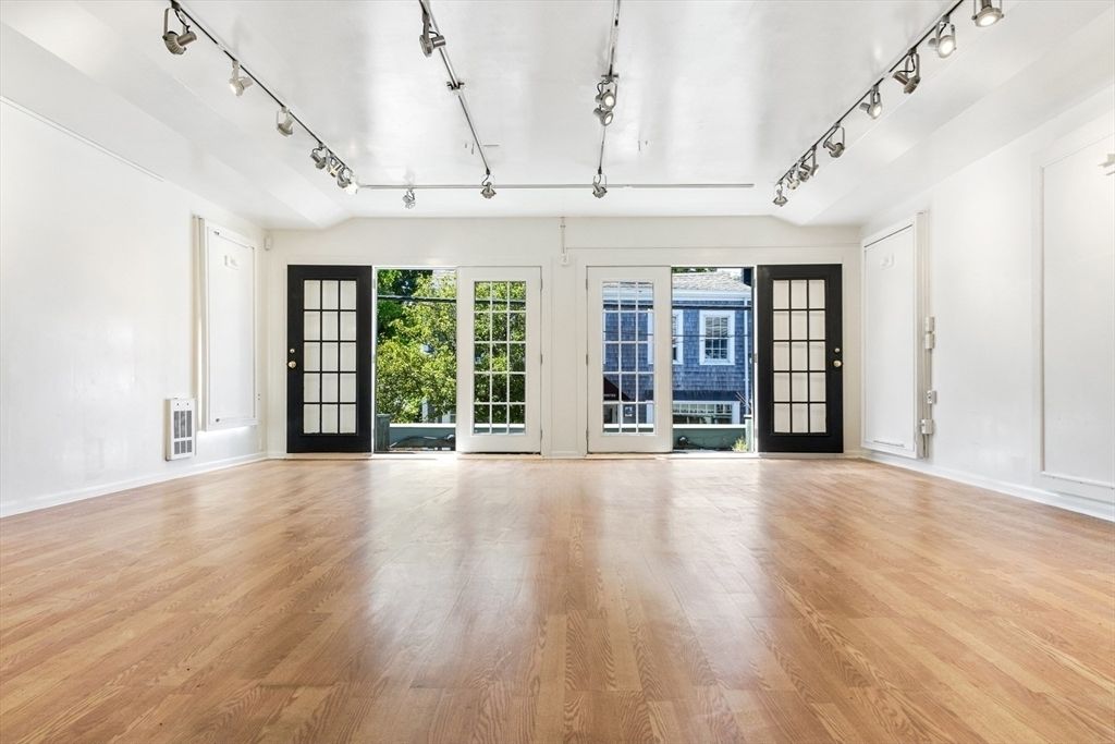 Property photo 3 of 20 <Alttext/>