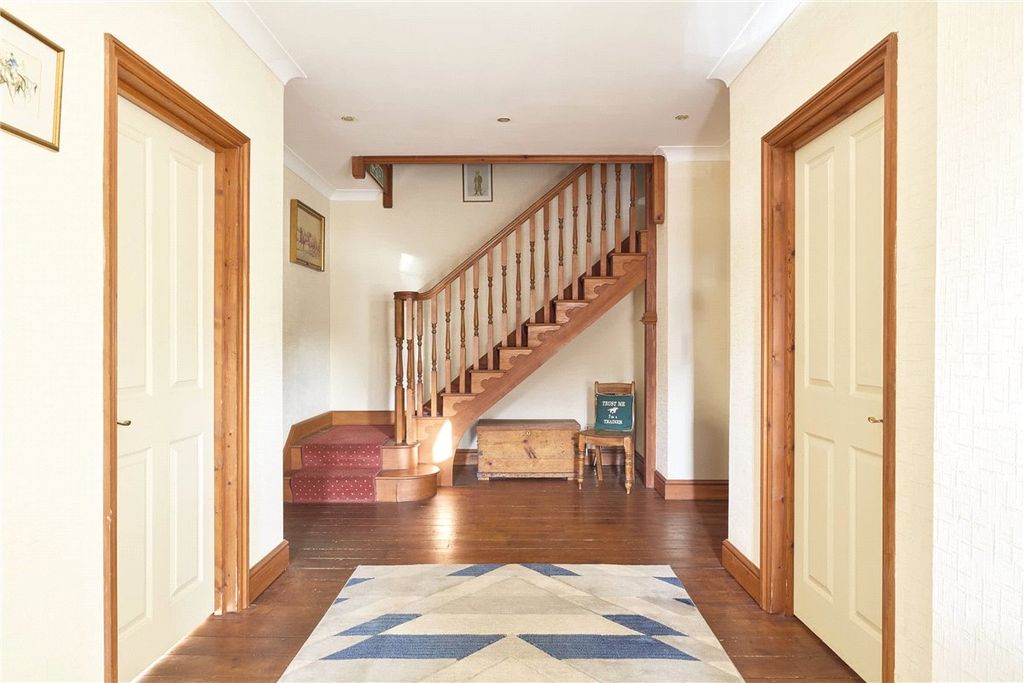Property photo 2 of 23 Picture No. 02