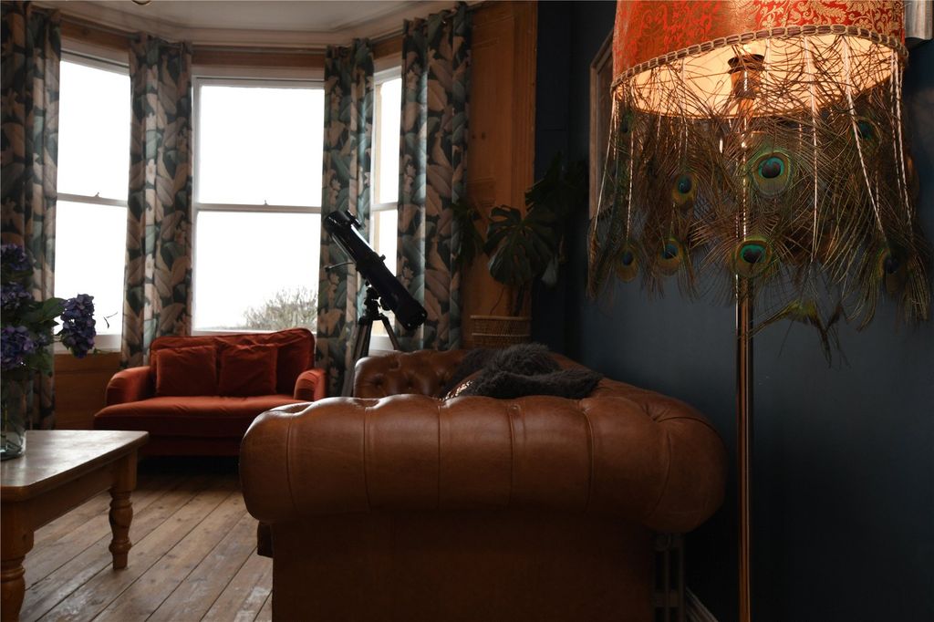 Property photo 3 of 24 Picture No. 32
