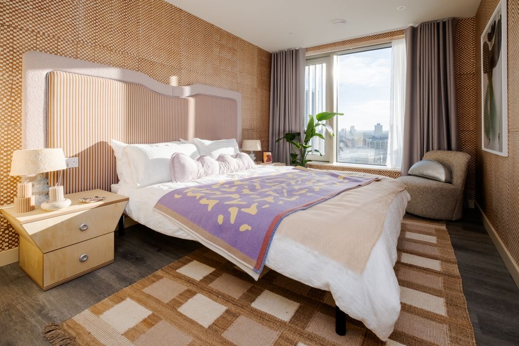 Property photo 3 of 9 Flat69Â€“Sandhu-Bui...