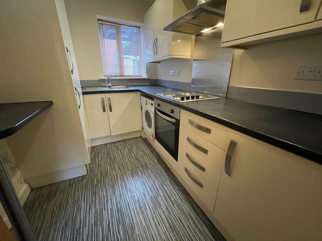 Property photo 1 of 12 Image