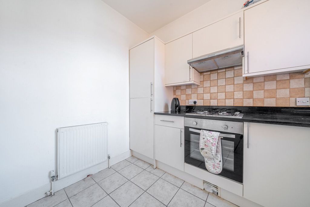 Property photo 2 of 16 Picture No. 01