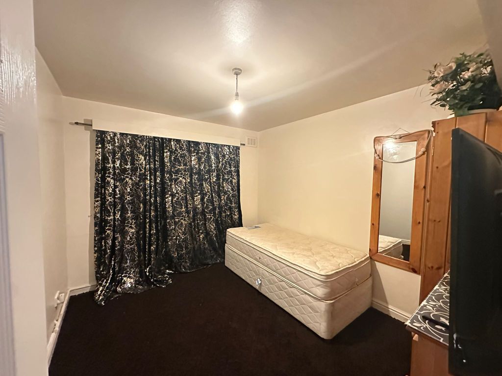 Property photo 2 of 2