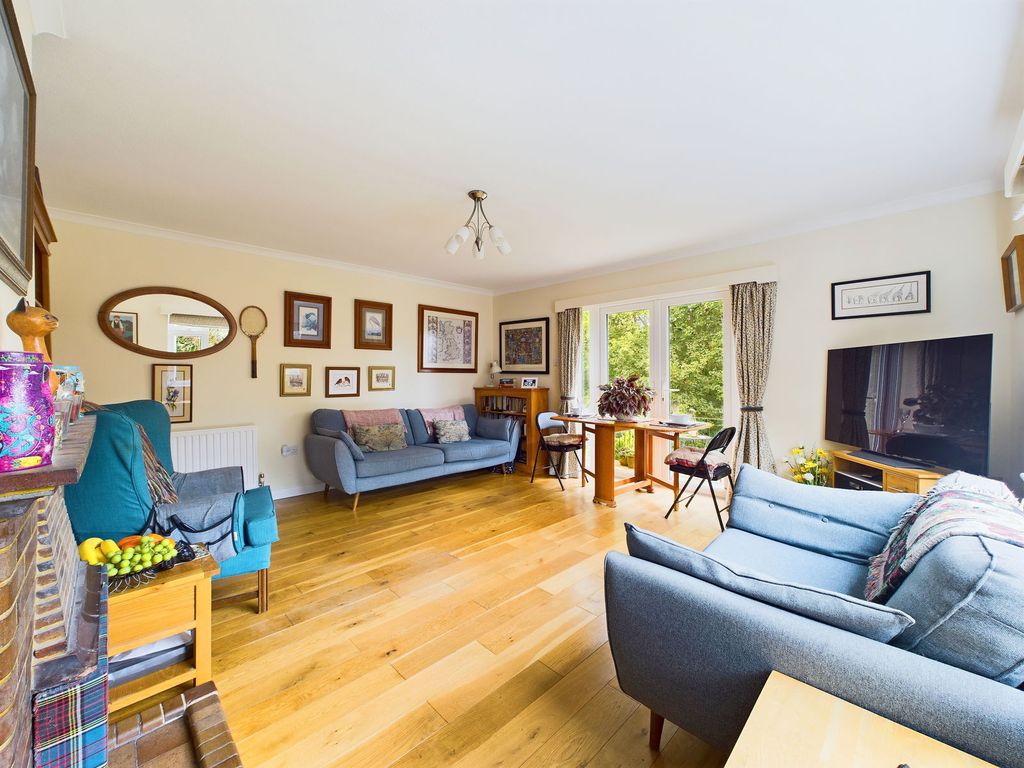 Property photo 3 of 16