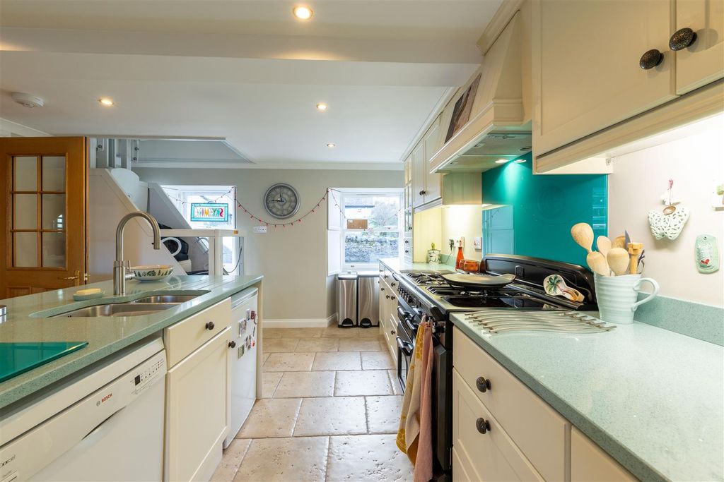 Property photo 3 of 37 Skyemore, Dunning-32.Jpg